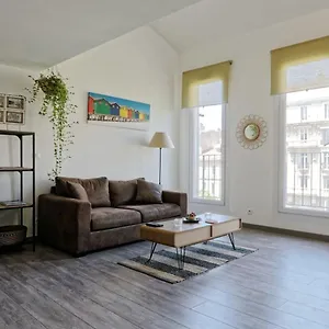 https://balcon-de-la-canebire.fr-provencehotel.com